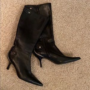 Black Boots ANNE KLEIN with Cream Stitching